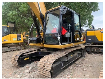 Верижен багер 2021 Caterpillar 318D2: снимка 2