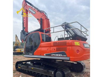 Верижен багер DOOSAN DX300