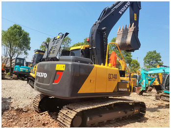 Верижен багер VOLVO EC140