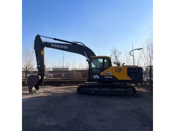 Верижен багер VOLVO EC200
