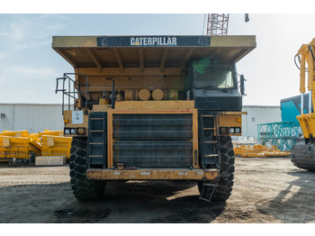 Кариерен самосвал CATERPILLAR 777
