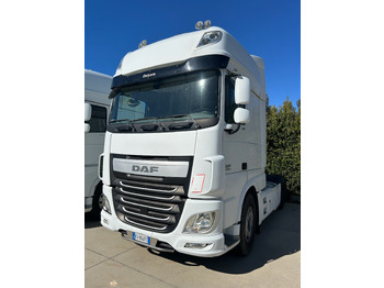 Влекач DAF XF 510