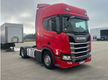 Влекач SCANIA R 450