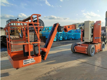 Артикулираща платформа JLG