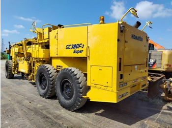 Лизинг на KOMATSU GC380F-2 KOMATSU GC380F-2: снимка 2