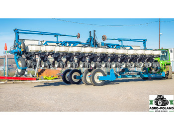 Прецизна сеялка KINZE 3600 - 2006 ROK - 12 RZĘDOWY + ZBIORNIK NA NAWÓZ I MIKROELEMENTY: снимка 3