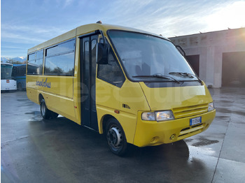 Училищен автобус IVECO