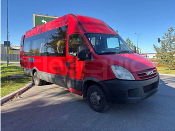 Междуградски автобус IVECO Daily