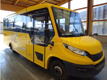 Училищен автобус IVECO