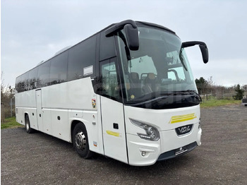 Туристически автобус