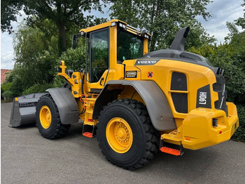 Колесен товарач VOLVO L90H