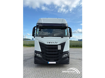 Влекач Iveco S-Way 480: снимка 3 Влекач Iveco S-Way 480: снимка 3