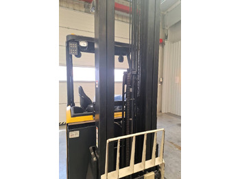 Ричтрак Yale MR 14: снимка 4 Ричтрак Yale MR 14: снимка 4