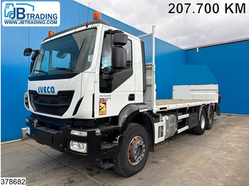 Бордови камион IVECO Trakker