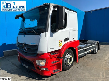 Влекач MERCEDES-BENZ Actros 1843