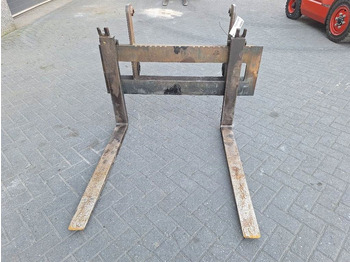 Лизинг на Ahlmann AZ6 - Forks/Palletgabeln/Palletvorken Ahlmann AZ6 - Forks/Palletgabeln/Palletvorken: снимка 4 Лизинг на Ahlmann AZ6 - Forks/Palletgabeln/Palletvorken Ahlmann AZ6 - Forks/Palletgabeln/Palletvorken: снимка 4