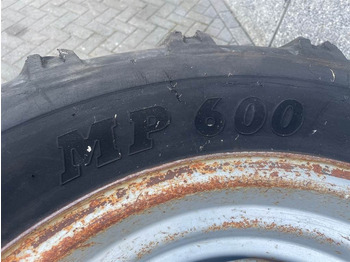 Лизинг на Schaeff SKS661-BKT 405/70-24 (16/70-24)-Tire/Reifen/Band Schaeff SKS661-BKT 405/70-24 (16/70-24)-Tire/Reifen/Band: снимка 5