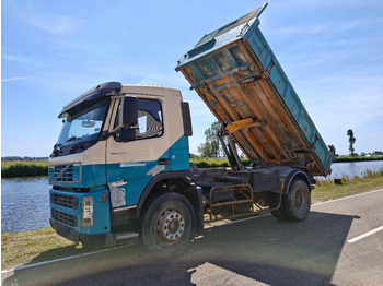 Самосвал камион VOLVO FM