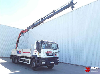 Бордови камион IVECO Trakker