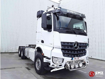 Влекач MERCEDES-BENZ Arocs 3351