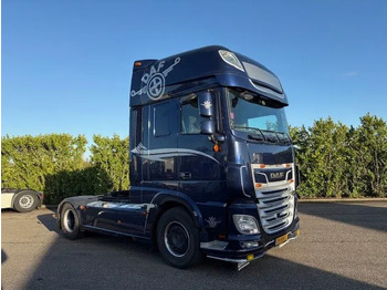 Влекач DAF XF 480