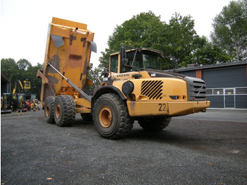 Съчленен самосвал VOLVO A40E