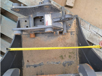 Нови Кофа за Строителна техника Komatsu PC24MR-5 NEW BUCKET SET + QC: снимка 5