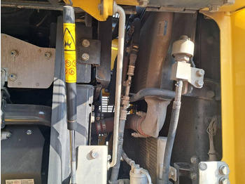 Колесен товарач Komatsu WA380-8E0: снимка 5