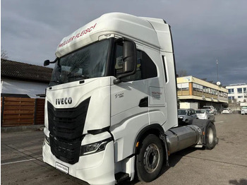 Влекач IVECO Stralis 460