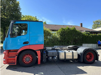 Влекач MERCEDES-BENZ Actros 1843
