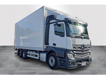 Камион фургон Mercedes-Benz Actros 2553L - Kokosivuaukeva: снимка 3