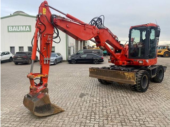 Колесен багер KOMATSU