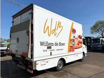 Рефрижератор камион Mercedes-Benz Atego 816 L 4x2 ORIGINAL DUTCH COOLER TRUCK WITH CARRIER XARIOS 600D/E (MANUAL GEARBOX / AIRCONDITIONING / 2.000 KG. TAILLIFT): снимка 3