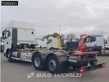 Контейнеровоз/ Сменна каросерия камион Iveco S-Way 510 6X2 Retarder Full Air Lift Axle BDF Euro 6: снимка 2 Контейнеровоз/ Сменна каросерия камион Iveco S-Way 510 6X2 Retarder Full Air Lift Axle BDF Euro 6: снимка 2