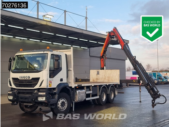 Бордови камион IVECO Trakker