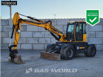 Колесен багер JCB
