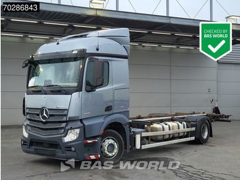 Контейнеровоз/ Сменна каросерия камион MERCEDES-BENZ Actros 1843