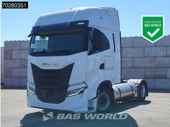 Влекач IVECO S-WAY