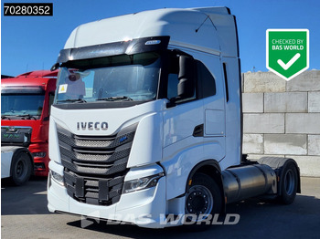 Влекач IVECO S-WAY