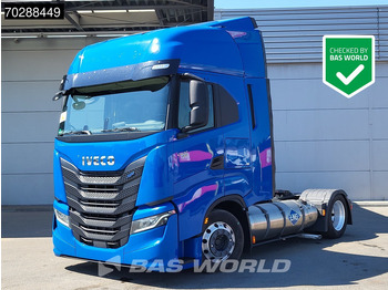 Влекач IVECO S-WAY