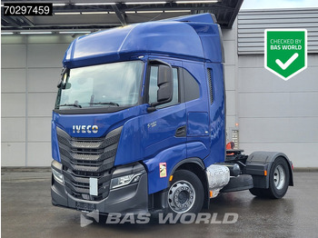 Влекач IVECO S-WAY