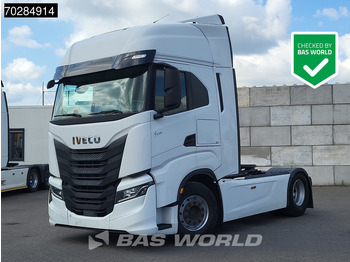 Влекач IVECO S-WAY
