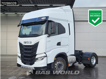 Влекач IVECO S-WAY
