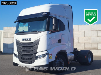 Влекач IVECO S-WAY