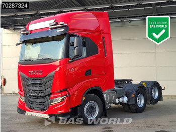 Влекач IVECO S-WAY