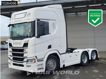 Влекач SCANIA R