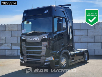 Влекач SCANIA S