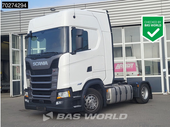 Влекач SCANIA S