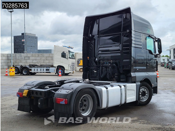 Влекач MAN TGX 18.470 4X2 XXL 2x Tanks Retarder Navi Standklima ACC: снимка 5