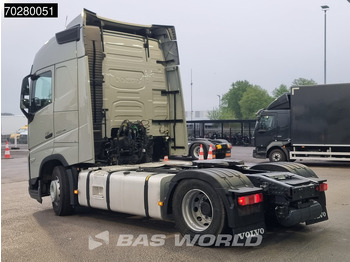 Влекач Volvo FH 460 FH 4X2 VEB+ 2x Tanks LED ACC: снимка 2